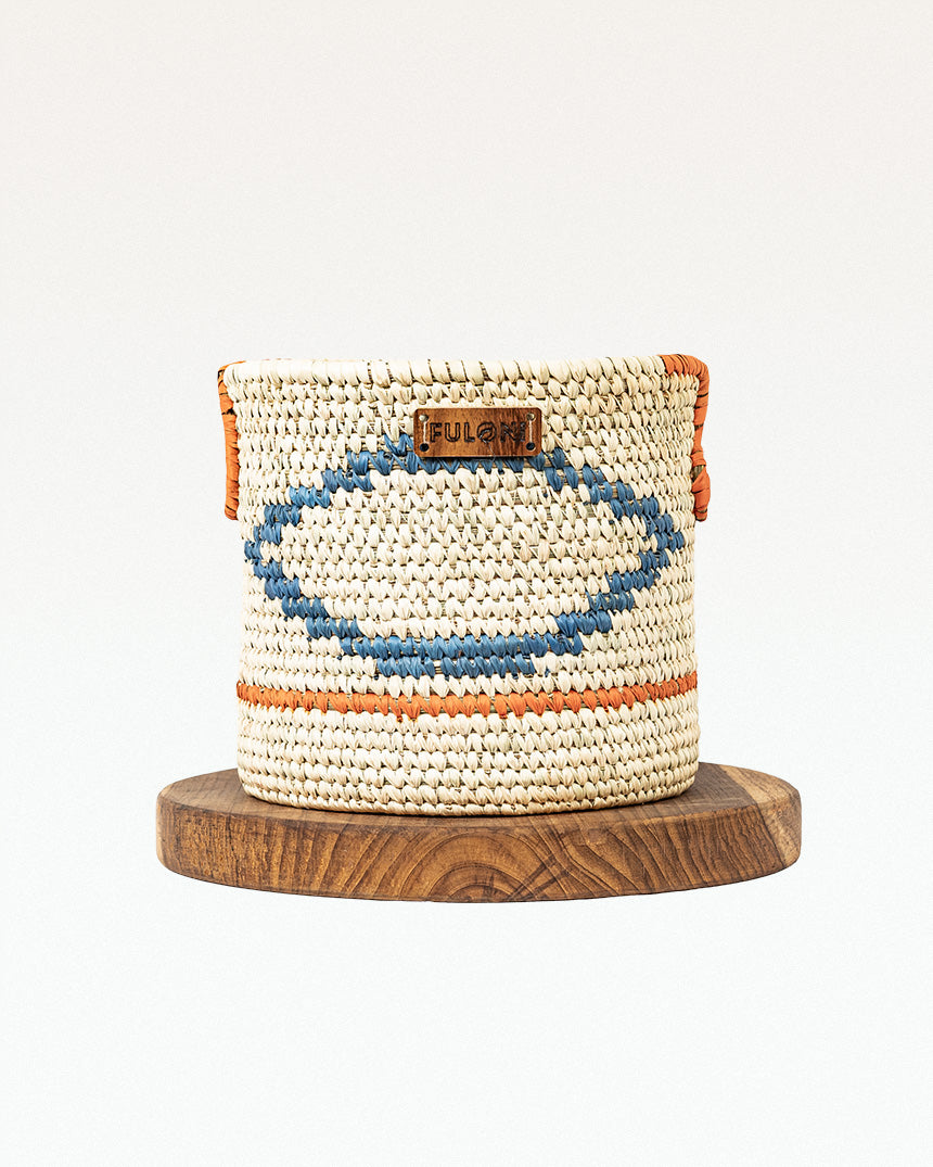 Alpine Sabaigrass Planter