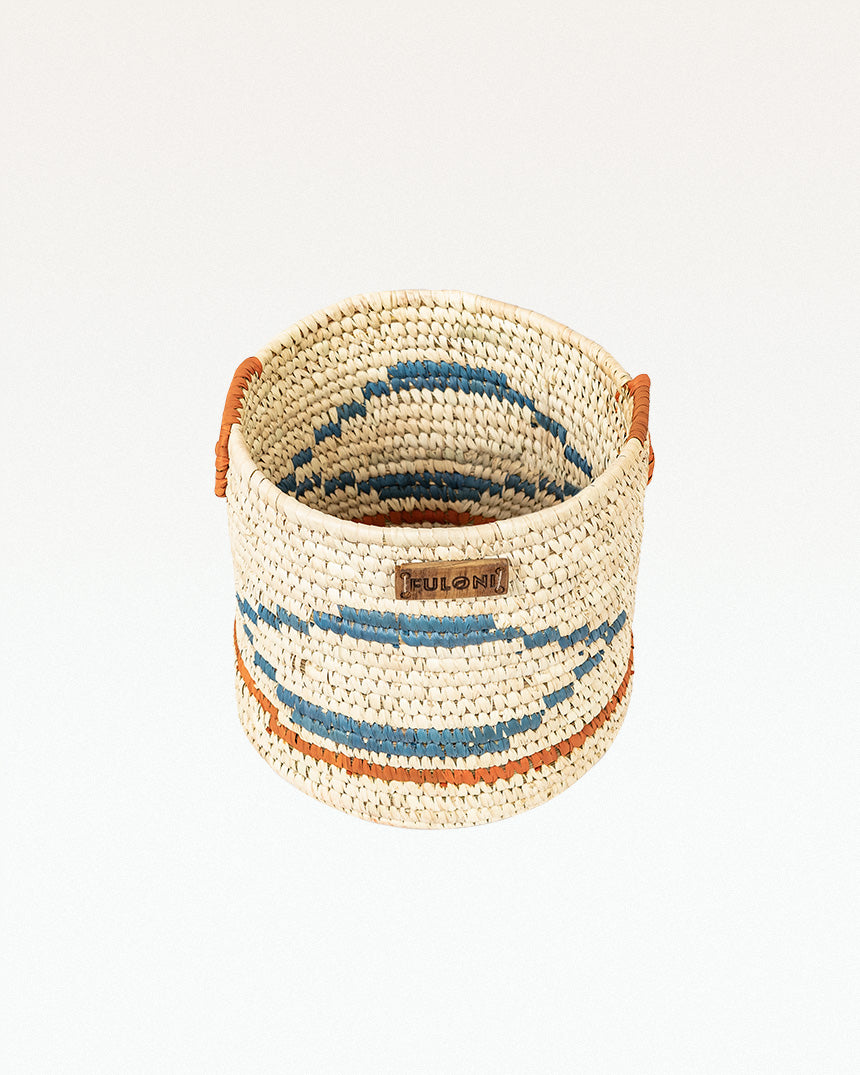 Alpine Sabaigrass Planter