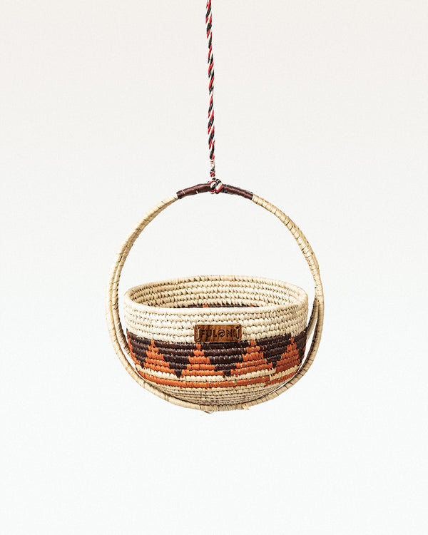 Spodio Sabaigrass Hanging Planter
