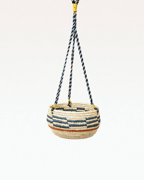 Pogon Sabaigrass Hanging Planter